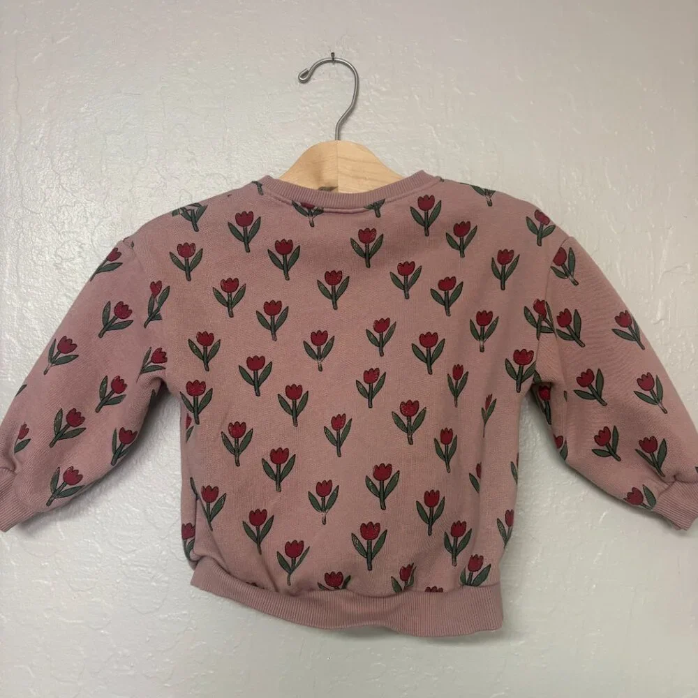 Zara follow us